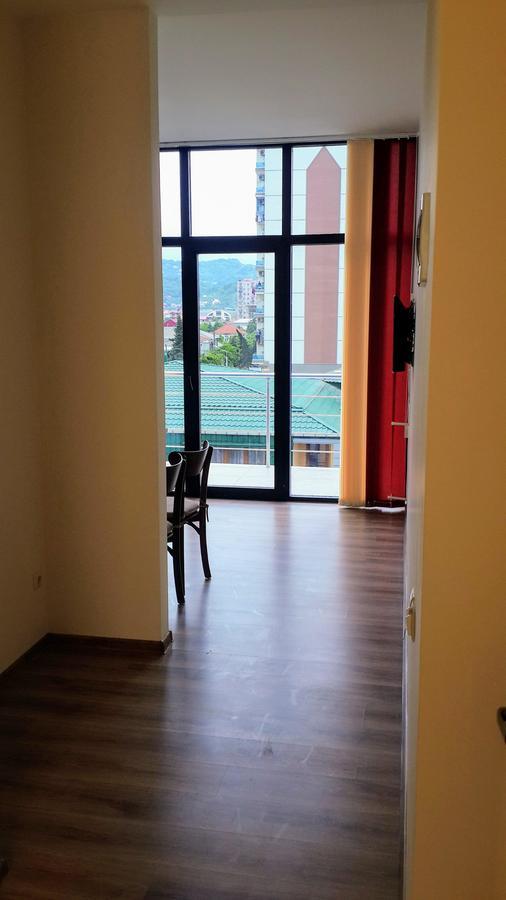 Blossom Hotel Batumi Bagian luar foto