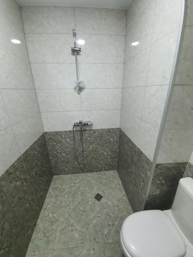 Blossom Hotel Batumi Bagian luar foto